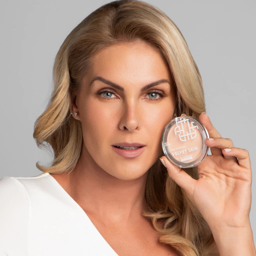 Pó Compacto CP25 - Compact Powder Velvet Skin Ana Hickmann